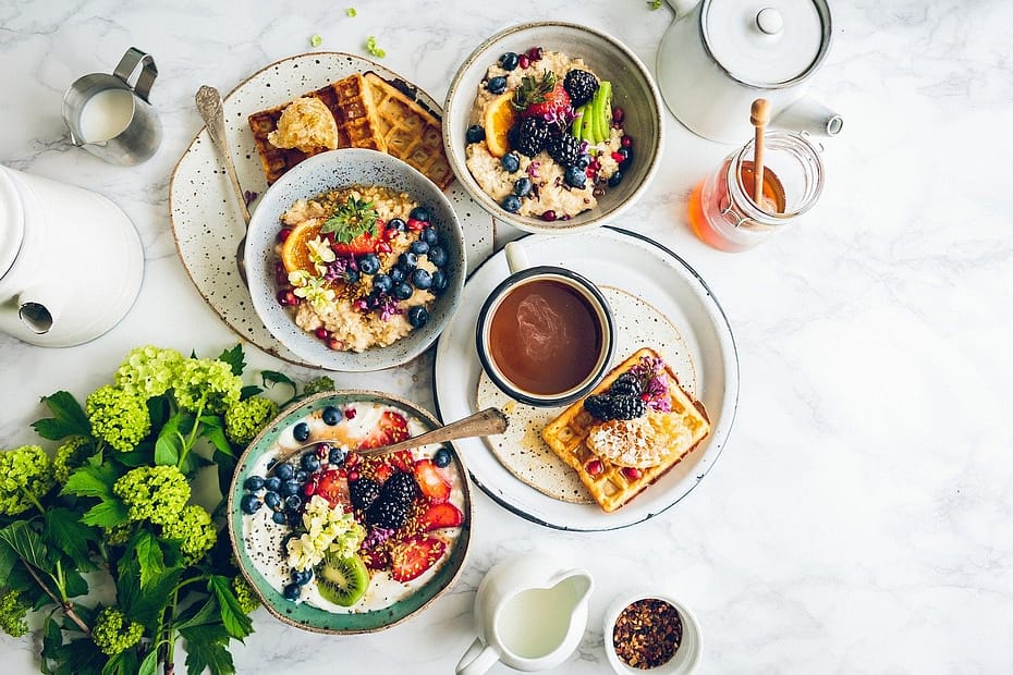 array of healthy breakfast foods